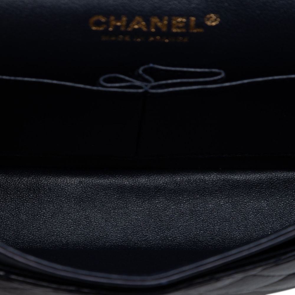 Pre-Loved Chanel Medium Classic Lambskin Double Flap - Picture 4 of 7